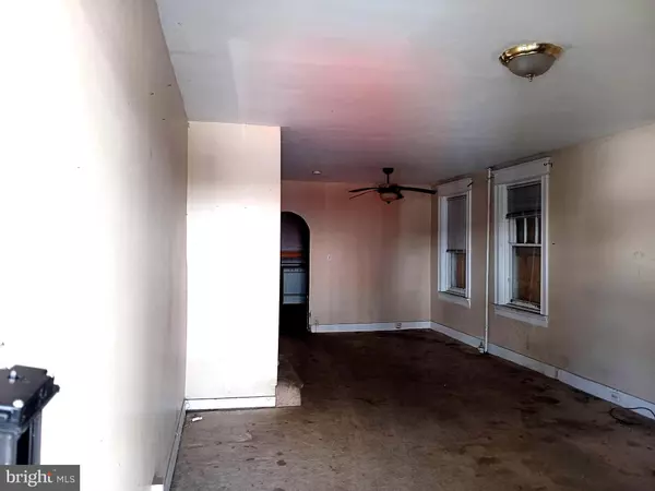 Trenton, NJ 08638,23 CAIN AVE