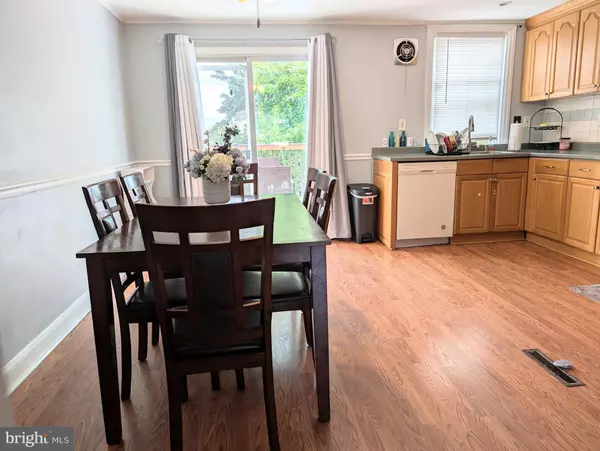 Glenolden, PA 19036,320 SPRUCE ST