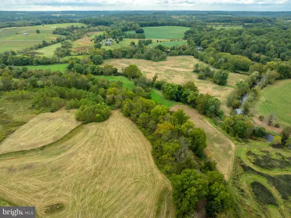 West Chester, PA 19382,10 TRIMBLES FORD LN