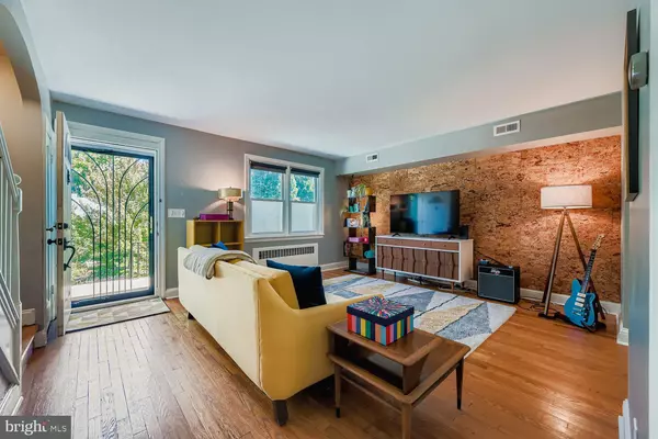 Baltimore, MD 21218,3832 REXMERE RD