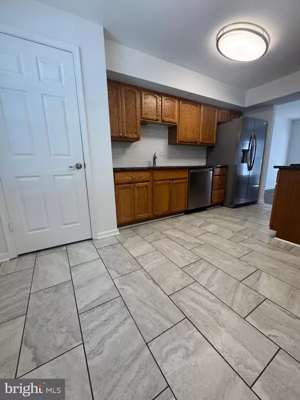 Woodbridge, VA 22192,12224 NUTMEG CT