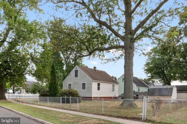 Bellmawr, NJ 08031,102 UNION AVE