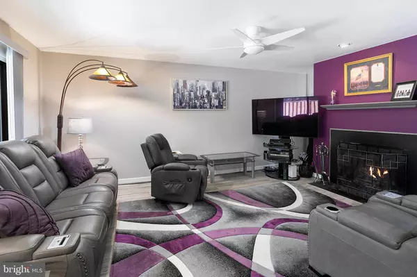 Reston, VA 20191,2213 CEDAR COVE CT