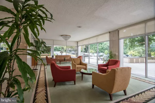 Rockville, MD 20852,10201 GROSVENOR PL #421