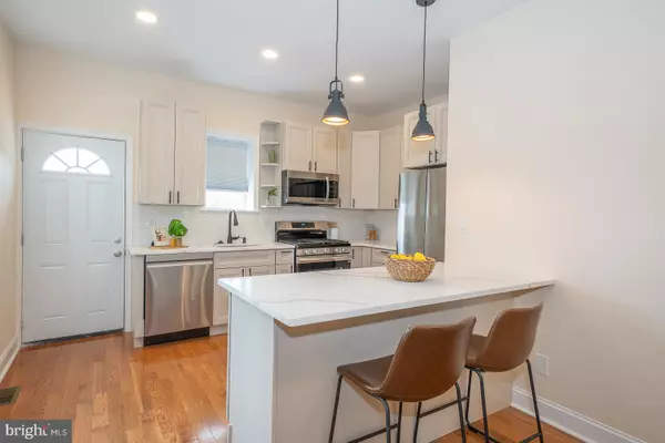 Philadelphia, PA 19128,5246 RIDGE AVE