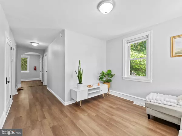 Williamstown, NJ 08094,217 OAK ST