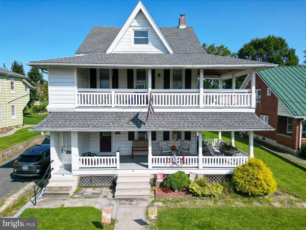 302 MAIN ST, Mohrsville, PA 19541