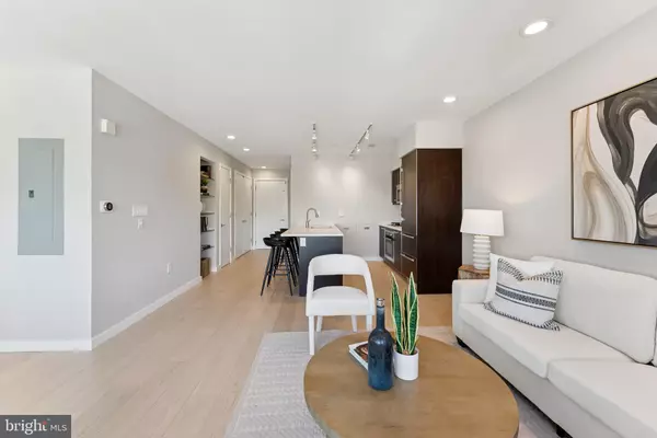 Washington, DC 20009,1939 12TH ST NW #502