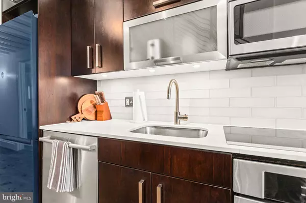 Washington, DC 20009,1401 R ST NW #206