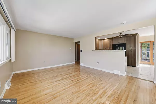 Blackwood, NJ 08012,110 INDIANA AVE