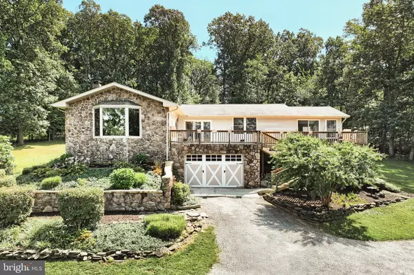 6449 WOOL MILL RD, Glenville, PA 17329