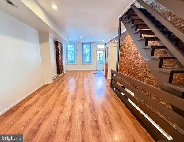 Philadelphia, PA 19130,877 N STILLMAN ST