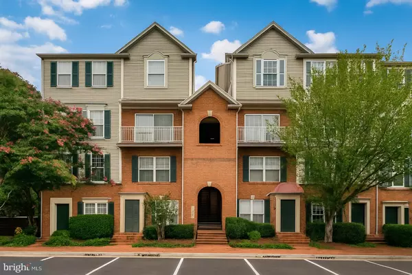 11204 EDSON PARK PL #8, Rockville, MD 20852