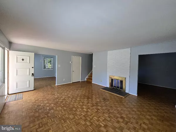 Springfield, VA 22151,7612 CLIVE PL