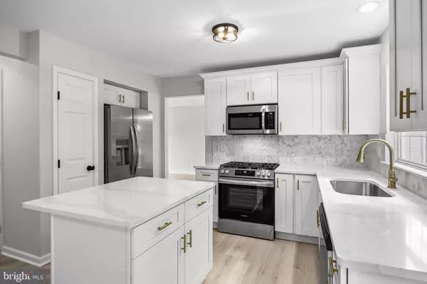 Erial, NJ 08081,17 ARLINGTON RD