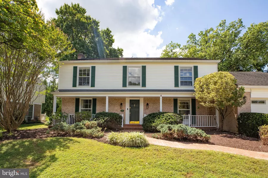 9116 WOODEN BRIDGE RD, Potomac, MD 20854