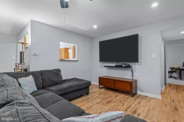 Philadelphia, PA 19129,4000 GYPSY LN #637