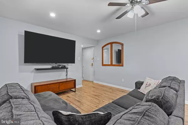 Philadelphia, PA 19129,4000 GYPSY LN #637