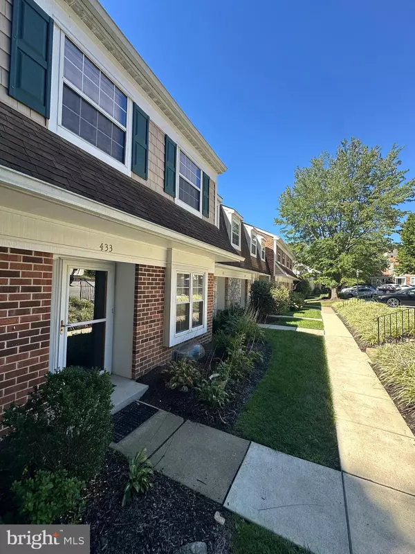 Wallingford, PA 19086,433 SAYBROOK LN #176