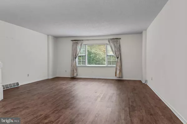 Wallingford, PA 19086,433 SAYBROOK LN #176