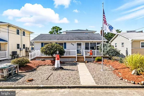 Surf City, NJ 08008,242 N 2ND ST