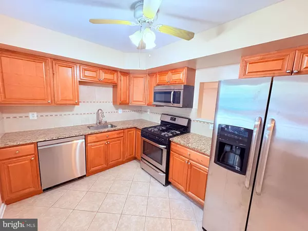 Woodbridge, VA 22193,15068 CATBRIER CT