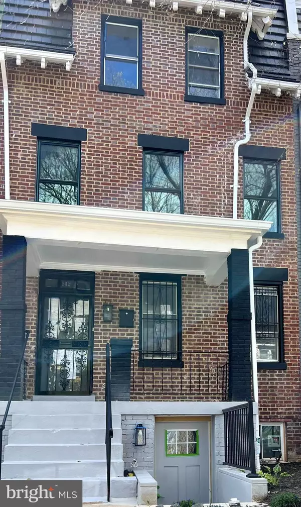612 ROCK CREEK CHURCH RD NW #B, Washington, DC 20010