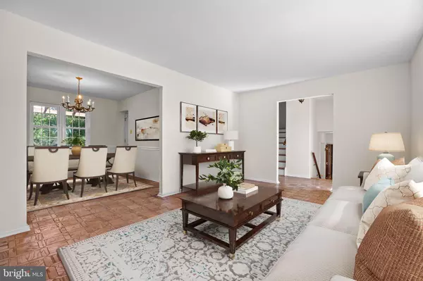 Newtown, PA 18940,7 ADRIAN PL