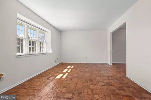 Newtown, PA 18940,7 ADRIAN PL