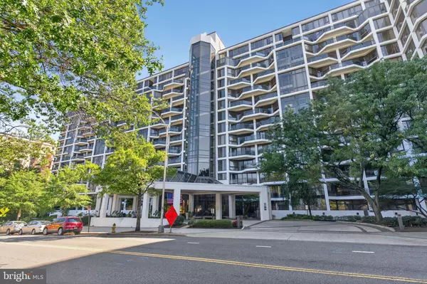 Arlington, VA 22209,1530 KEY BLVD #1310