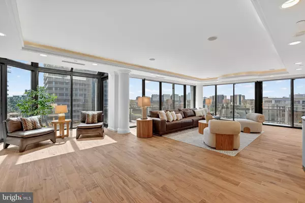 1530 KEY BLVD #1310, Arlington, VA 22209