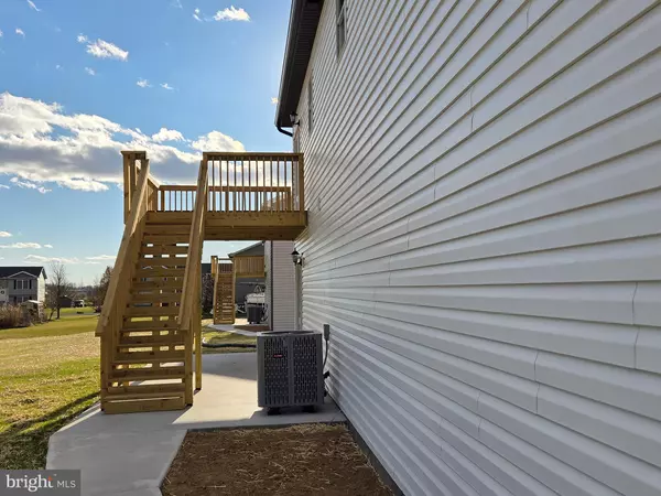 Shippensburg, PA 17257,255 GROVE DRIVE