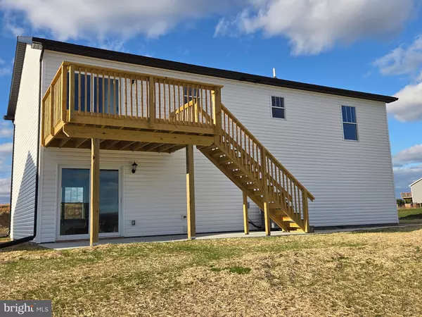 Shippensburg, PA 17257,255 GROVE DRIVE