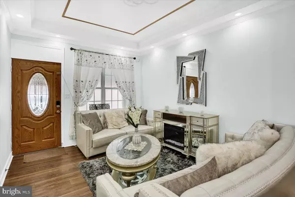 Reading, PA 19602,36 S 10TH ST