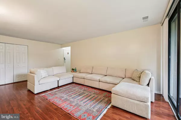 Columbia, MD 21045,8709 HAYSHED LN #13