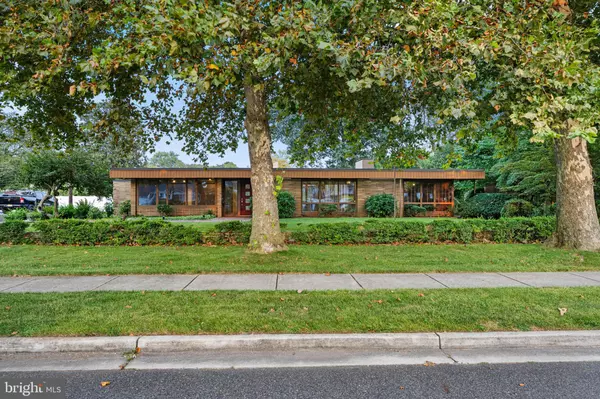 Vineland, NJ 08360,19 NORTHWOOD DR