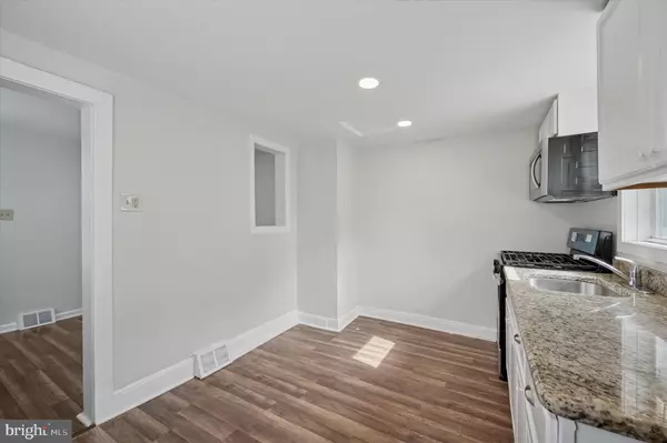 Philadelphia, PA 19119,182 E SHARPNACK ST