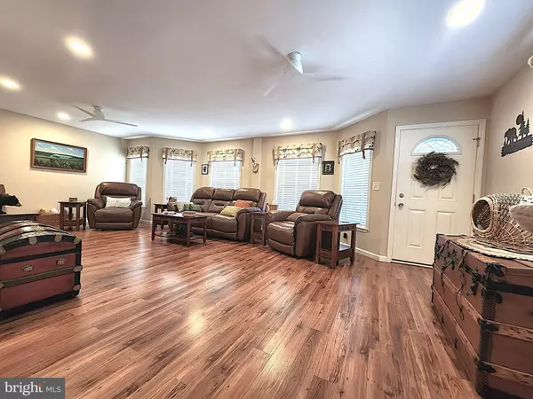 Carlisle, PA 17015,132 GLENRIDGE DR