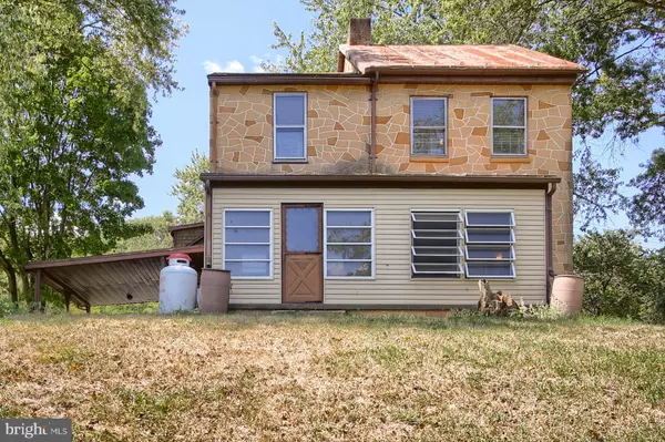 Carlisle, PA 17013,181 SHATTO DRIVE