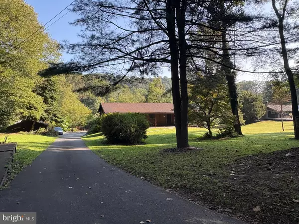 Pequea, PA 17565,1131 PENNSY RD