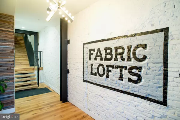 Philadelphia, PA 19147,705-7 S 5TH ST #304