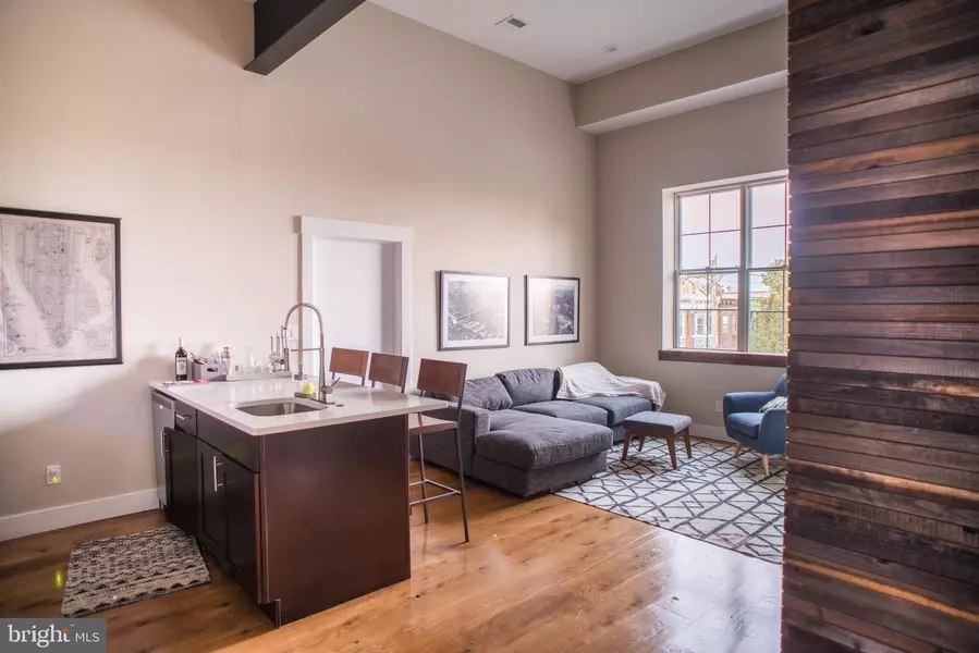 705-7 S 5TH ST #304, Philadelphia, PA 19147