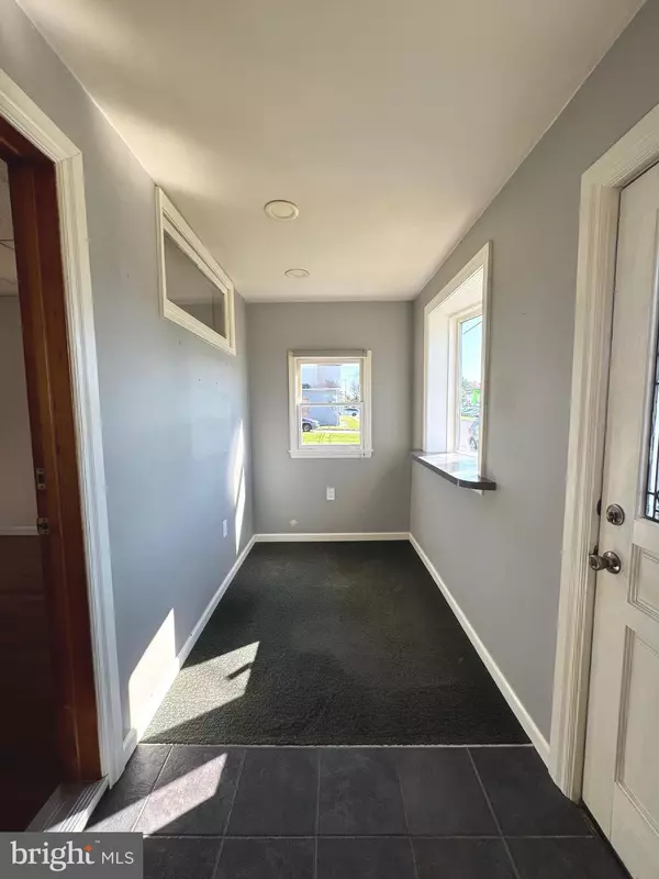 Somerdale, NJ 08083,734 W PRESTON AVE
