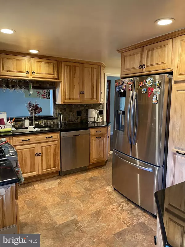 Princeton Junction, NJ 08550,43 WALLACE RD