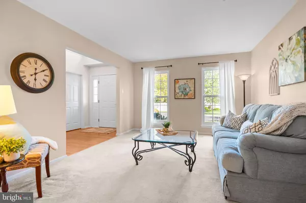 New Hope, PA 18938,527 CLYDESDALE DR