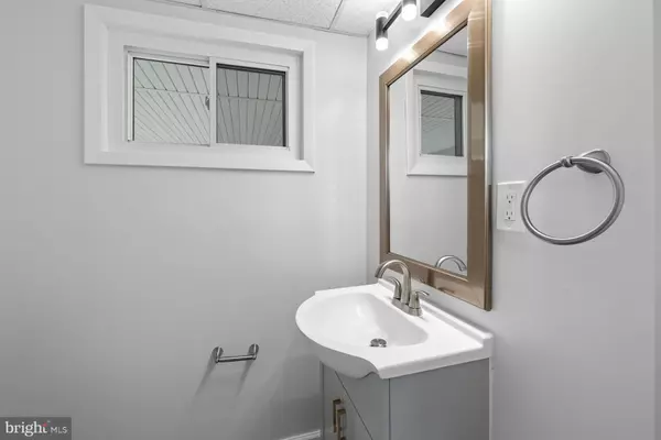 Greenbelt, MD 20770,210 LASTNER LN