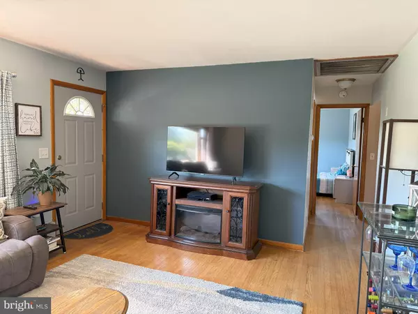 Lock Haven, PA 17745,1317 S S. HILLVIEW ST