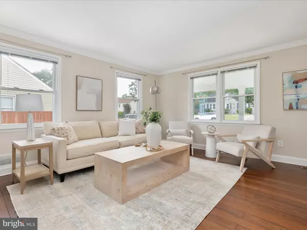 Falls Church, VA 22042,6800 WESTLAWN DR