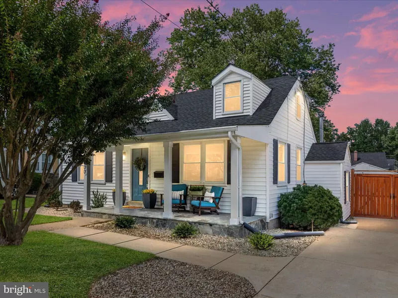 6800 WESTLAWN DR, Falls Church, VA 22042