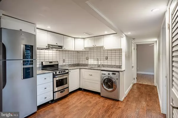 West Grove, PA 19390,117 RAILROAD AVE #10